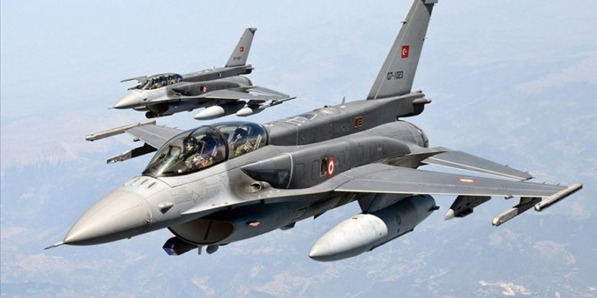 Irak'ın kuzeyine hava harekatı