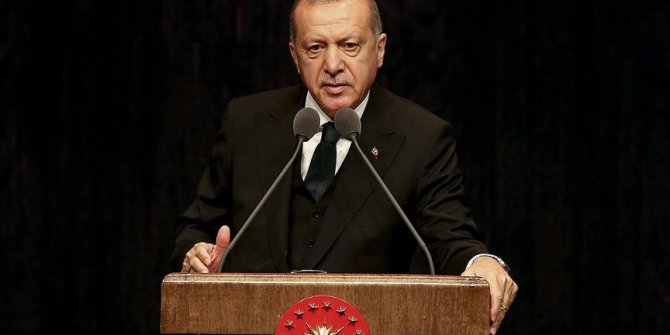 Erdoğan'dan en çok oy alan ilk beş sıradaki belediye başkanlarına ödül