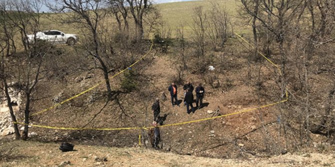 Cesedi arazide bulunan kadın, el ve ayakları bağlı olarak gömülmüş