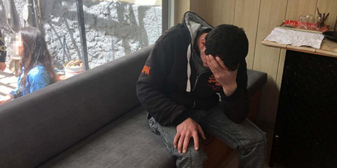 Tacizciyi taksi durağında dövdüler