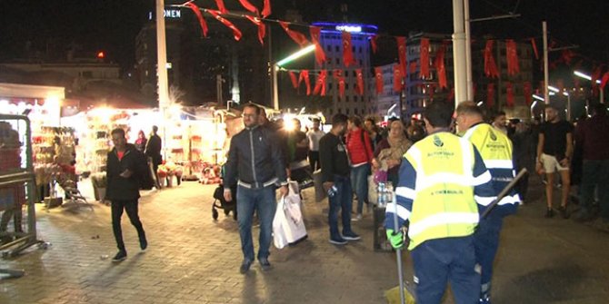 Taksim Meydanı trafiğe açıldı
