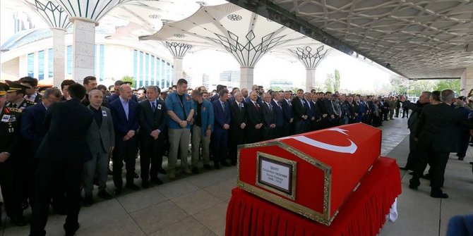 Şehitlerimizi uğurluyoruz