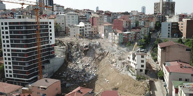 Kağıthane'de 14 bina yıkıldı