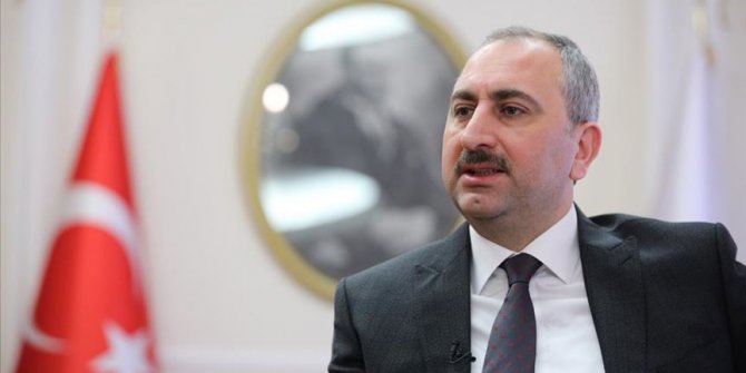 "Herkese düşen görev karara saygı duymak"