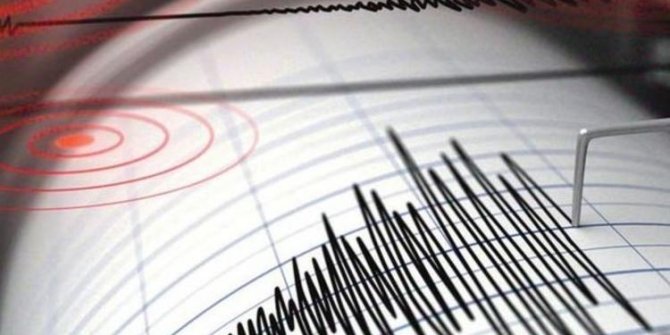 Papua Yeni Gine'de 7.2 büyüklüğünde deprem