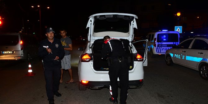 Polis'ten şok uygulama tek tek yakaladılar