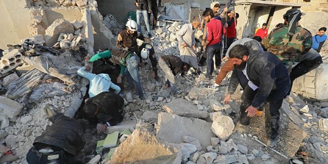 Dünya sessiz İdlib'te katliam var: 12 günde 3274 bomba atıldı
