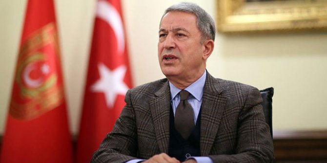 Bakan Akar'dan , Rus mevkidaşı ile dirsek teması