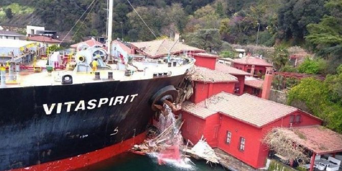 Yalıya çarpan geminin cezası belli oldu