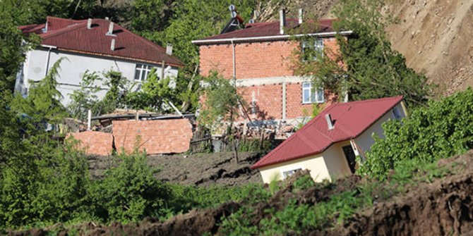 Ordu Valisi: 61 bina ve 80 konutu tahliye ettik