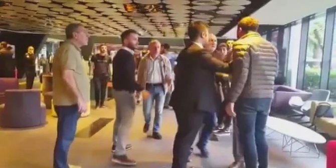 Üniversiteye baskın: 30 kişi ile geldiler