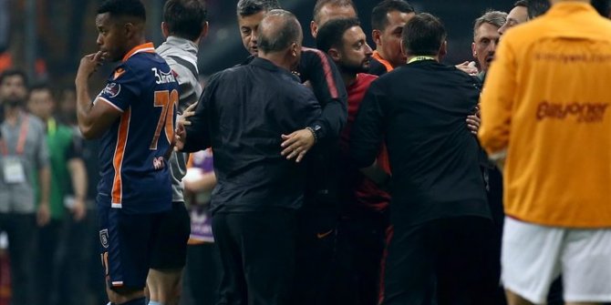 Orhan Ak: Fatih Terim bana tokat attı