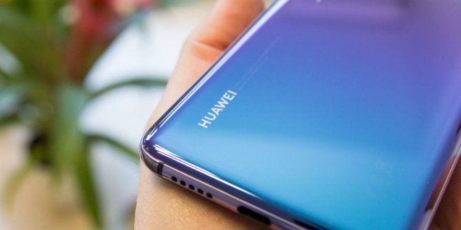 Huawei’den kullanıcılarını rahatlatacak Google açıklaması