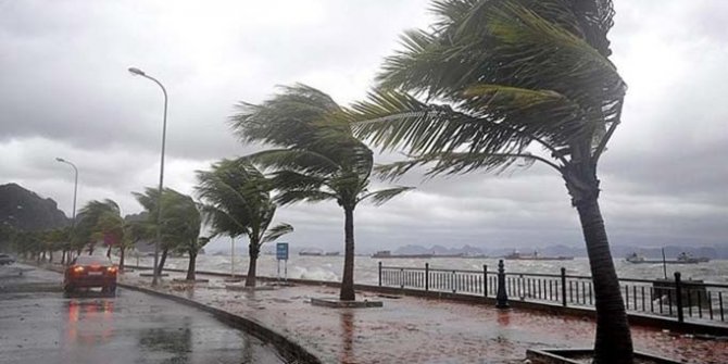 Meteorolojiden fırtına ve kuvvetli rüzgar uyarısı