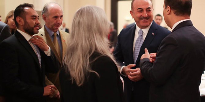 Çavuşoğlu, Meksika Dışişleri Bakanı Ebrard ile görüştü