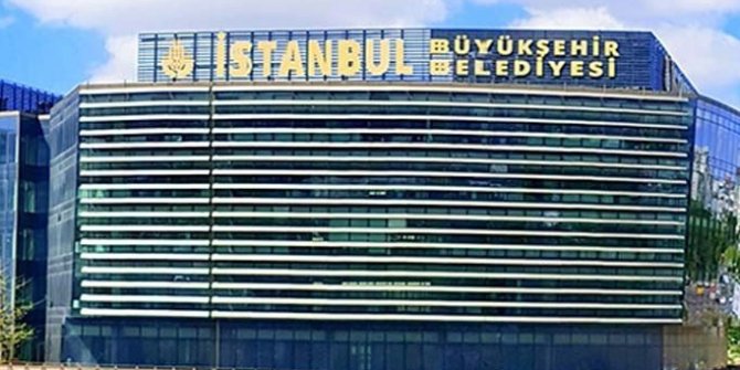 İBB’den bayrak ve Atatürk posteri açıklaması
