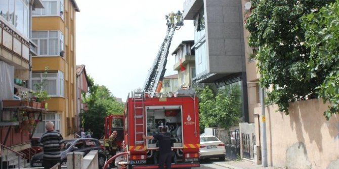 Kadıköy'de hastane yangını!
