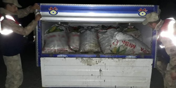 Van'da yakalandılar: Tam 5 buçuk ton ele geçirildi...