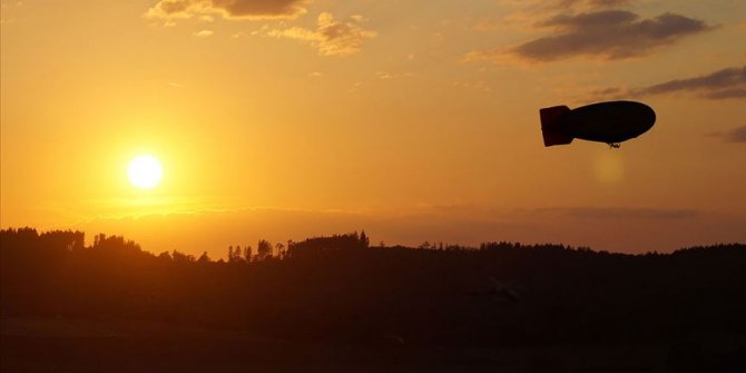 Çin'de zeplin 7 bin metreyle irtifa rekoru kırdı