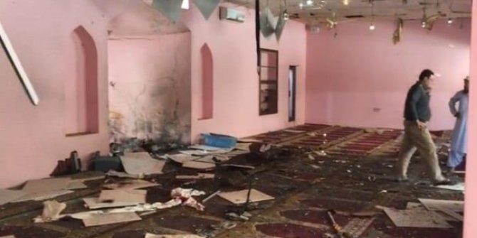 İki ülke birden camilere saldırı: Patlamalarda 2 ölü, 28 yaralı