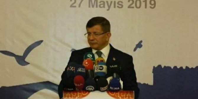 Davutoğlu yeni parti iddialarını cevapladı