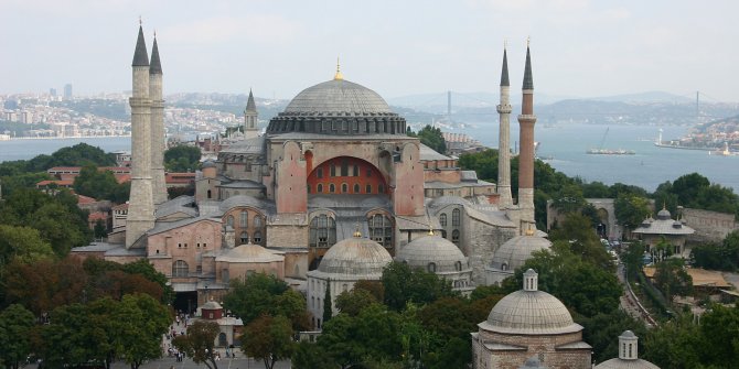 Bitsin bu esaret: Ayasofya Camii 85 yıldır mahzun