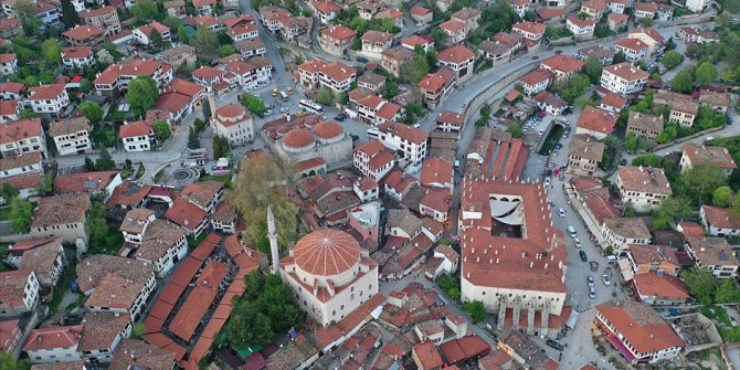 Bayramı 'geçmişe yolculuk' yaparak geçirecekler