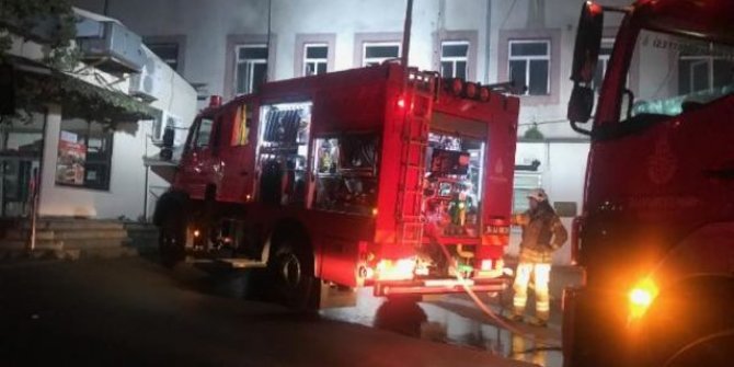 Üsküdar'da hastanede yangın