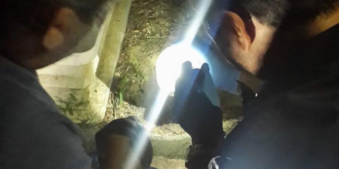 Kan donduran olay: Çocuk mezarlıkta bulundu
