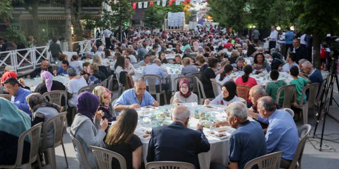 Yenimahalle Belediyesinden 2 bin kişiye iftar 