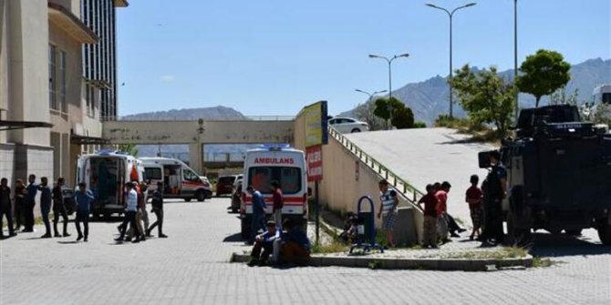 Ağrı'da patlama: Ölü ve yaralılar var