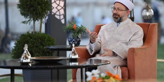 Diyanetten açıklama var : Ramazan bayramı mı? Şeker bayramı mı?