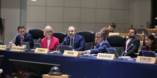 Bakan Varank'tan G20'de 'Boeing' çıkışı