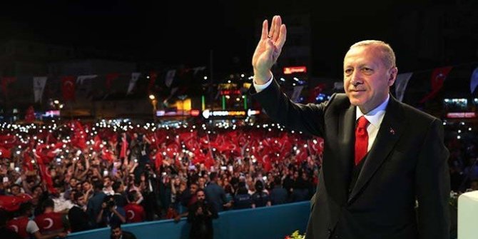 AK Parti'nin programı belli oldu