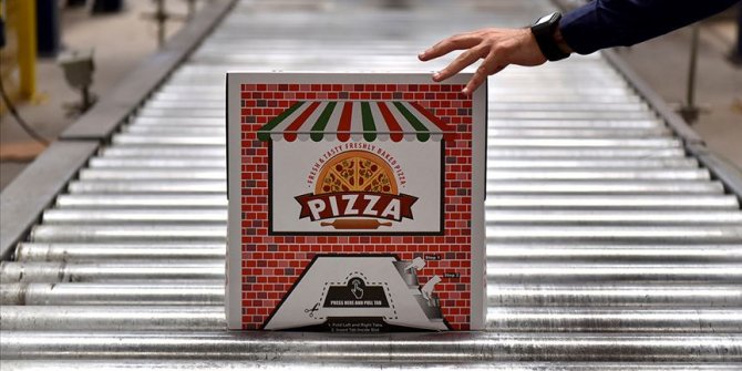 'Kilitli pizza kutusu' dünyaya açıldı