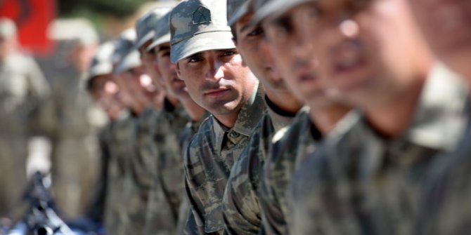 Yeni askerlik sisteminde revizyon: ilk etapta 11 ve 12’nci ayını dolduran...