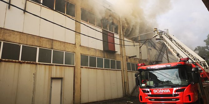 Pendik'te fabrika yangını
