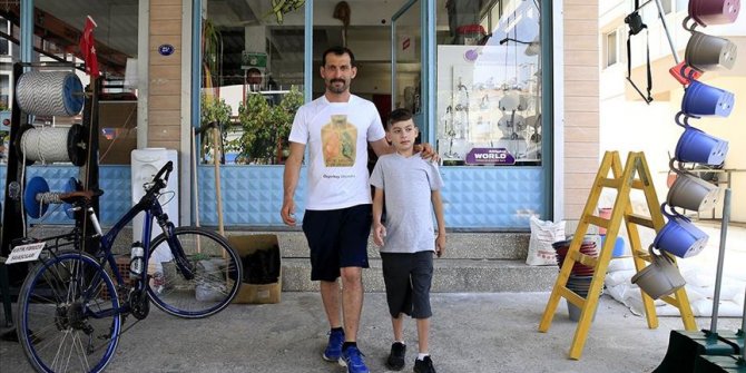 Baba ile oğlunun 'hayat koşusu' devam ediyor
