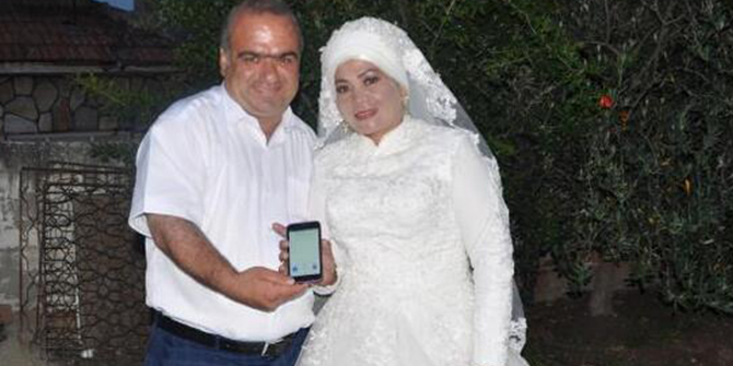 Aşkın dilini 'çevirici' ile çözdüler