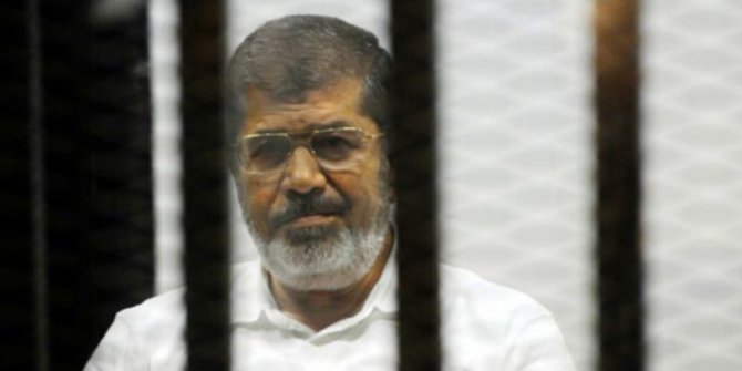 Londra'dan Mursi soruşturması
