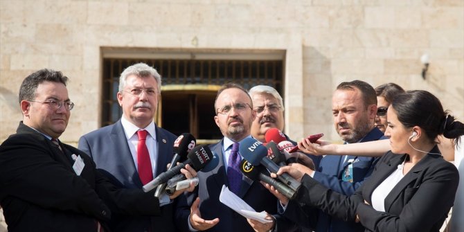 AK Parti'den S-400 açıklaması: Dik duruşun sonucudur