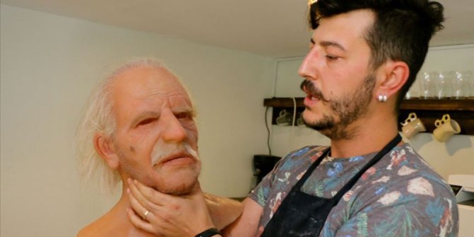 Öğrenci evinde başladılar siparişlere yetişemiyorlar