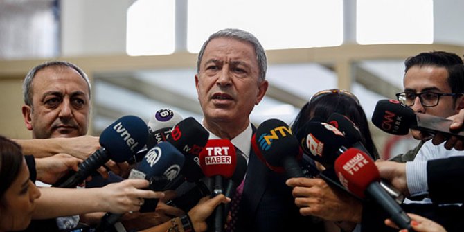 Bakan Akar'dan muhalefet liderlerine ziyaret