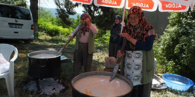Yörüklerin hayır yemeklerinin vazgeçilmezi 'ciğer çorbası'