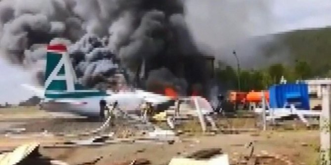 Rusya’da uçak sert iniş sonrası alev aldı: Ölü ve yaralılar var