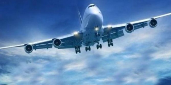 Uçakta bomba alarmı: Acil iniş yaptı