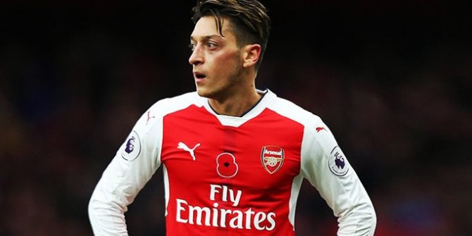 Mesut Özil Arsenal'den ayrılıyor iddiası