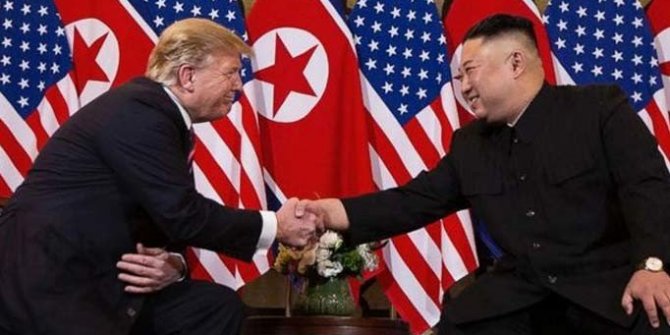 Trump'tan Kim'e sürpriz teklif