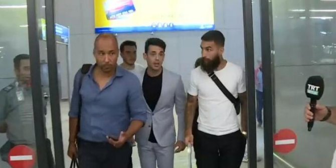 Jimmy Durmaz Galatasaray için İstanbul'a geldi