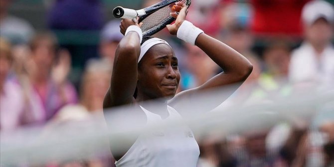 15 yaşında Wimbledon'da Venus Williams'ı eledi